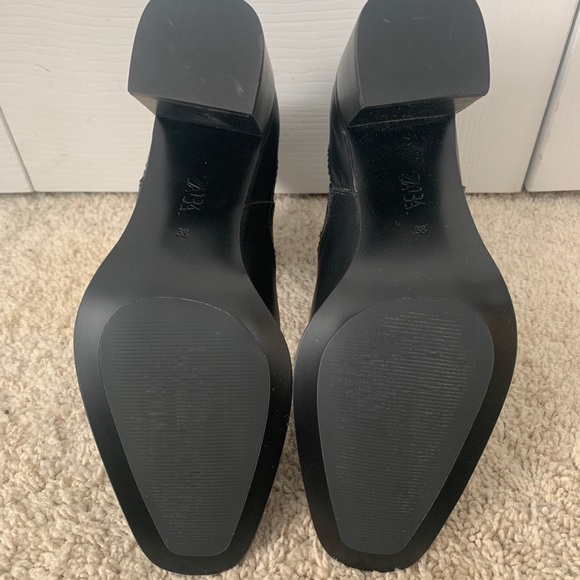 Zara • Ankle Boot - Picture 2 of 6